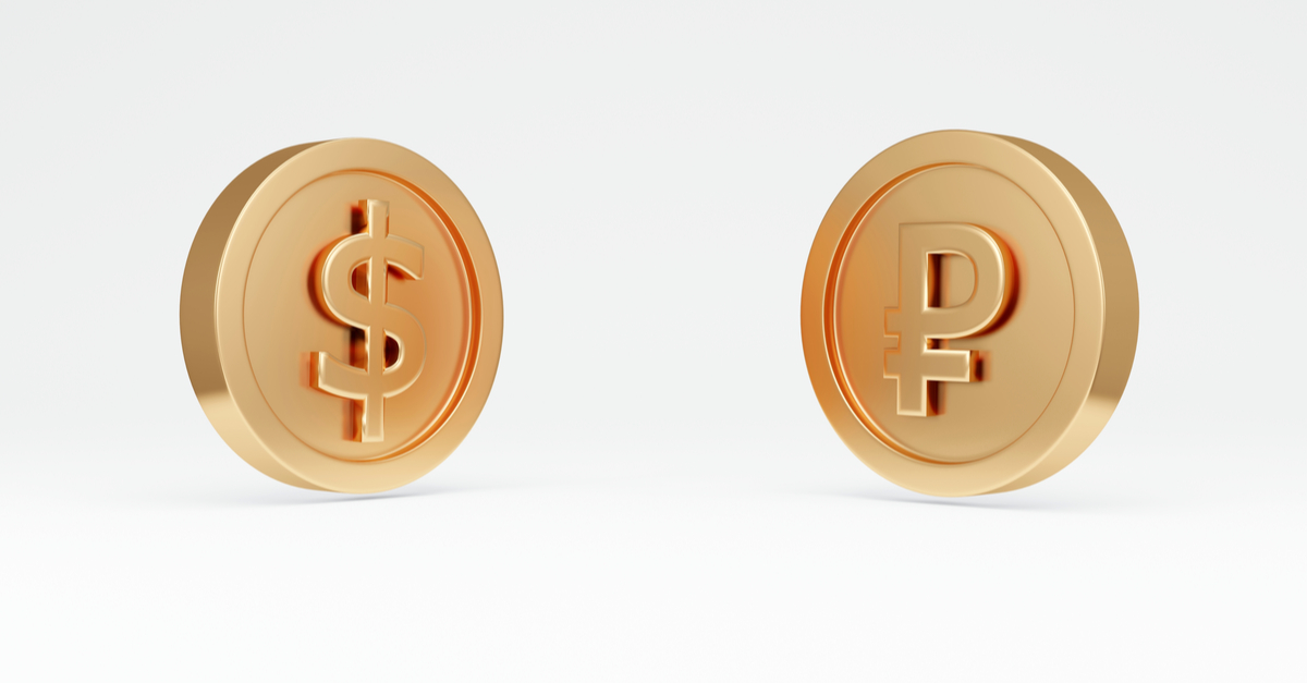 Валютный стратег оценил реальный курс доллара в 180 рублей