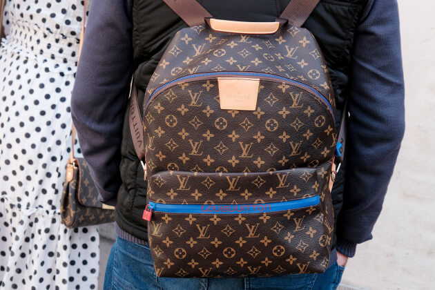 «Яндекс.Маркет» запустил перепродажу люксовых вещей с проверкой оригинальности