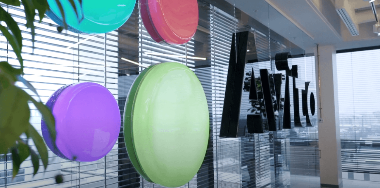 VK и структура, связанная с Владимиром Потаниным, заинтересовались покупкой «Авито» — Bloomberg