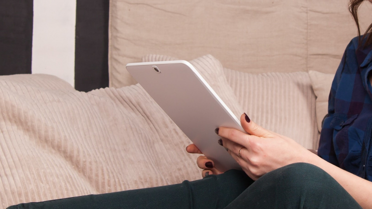 Mediascope: 43% россиян читают книги онлайн