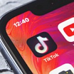 Дети и подростки стали тратить больше времени на TikTok, чем на YouTube