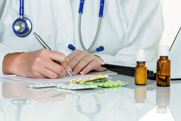 Западные фармкомпании полностью не сократили средства на продвижение лекарств в России