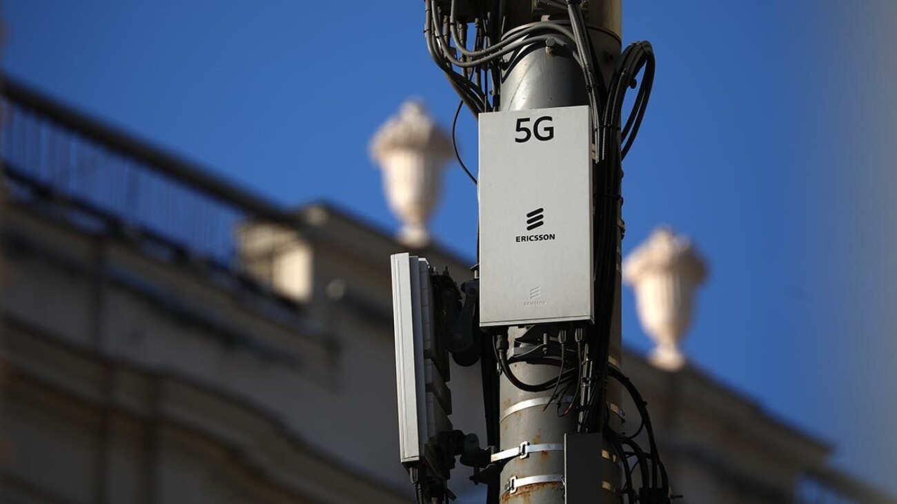 Новости и тексты 178 дня «операции»: цены на связь вырастут на 18%, профсоюзы предложили страховку от безработицы