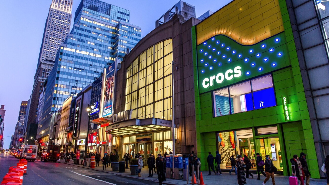 Новости и тексты на фоне 180 дня «спецоперации»: магазины Crocs меняют оператора, «Россия» заменила Sprite на «Тархун»