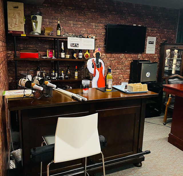 Google Bar At The Chicago Office