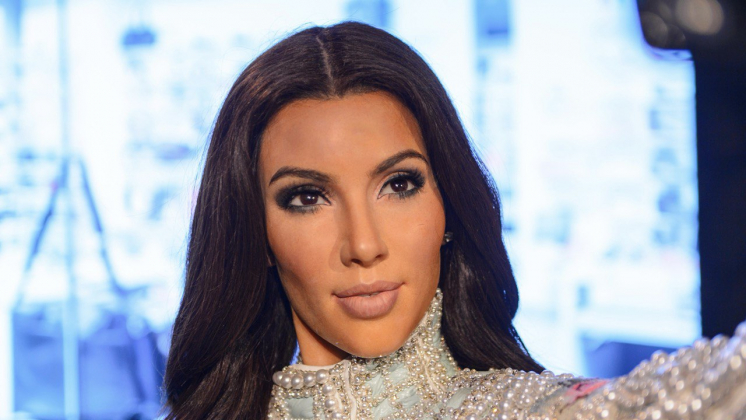 Ким Кардашьян открывает инвестиционную фирму
