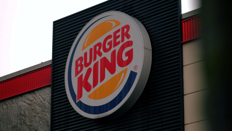 Burger King в США потратит $400 млн на рекламу и обновление меню ресторанов