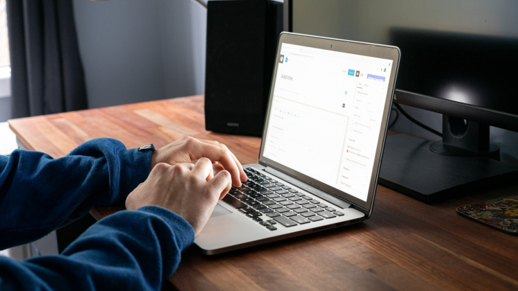 Carat: международные бренды потеряли 15 процентных пунктов в любви и доверии россиян