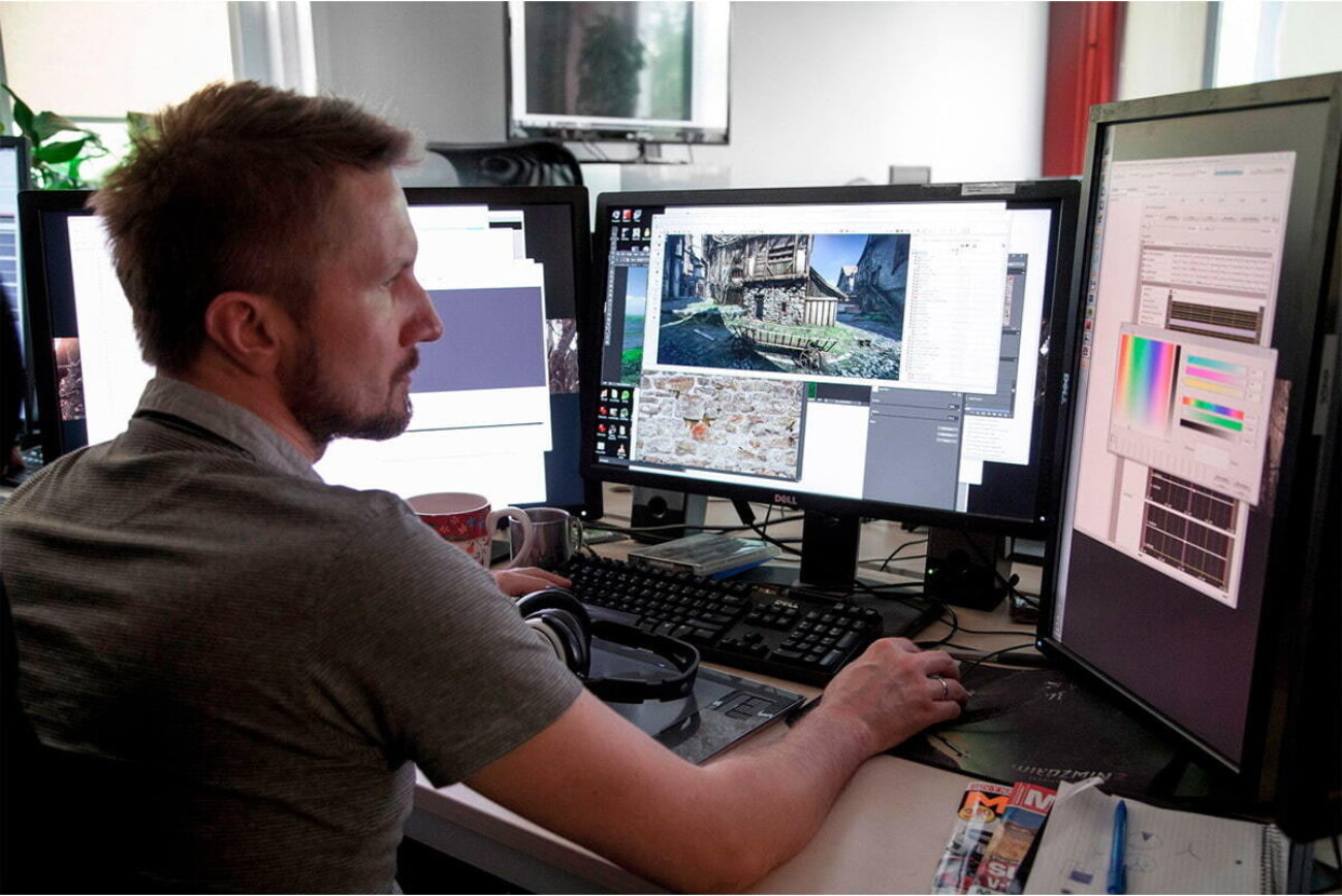 Новости и тексты на фоне 215 дня «операции»: мобилизованные получат льготы у нотариусов, серверы подорожали