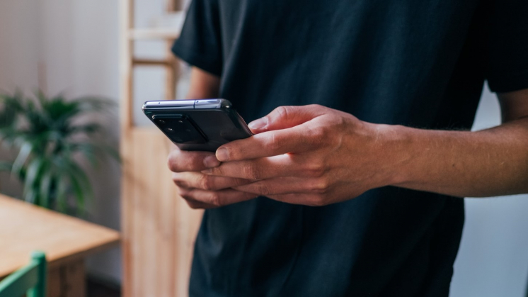 47% россиян доверяют рекомендациям товаров и услуг от друзей в соцсетях