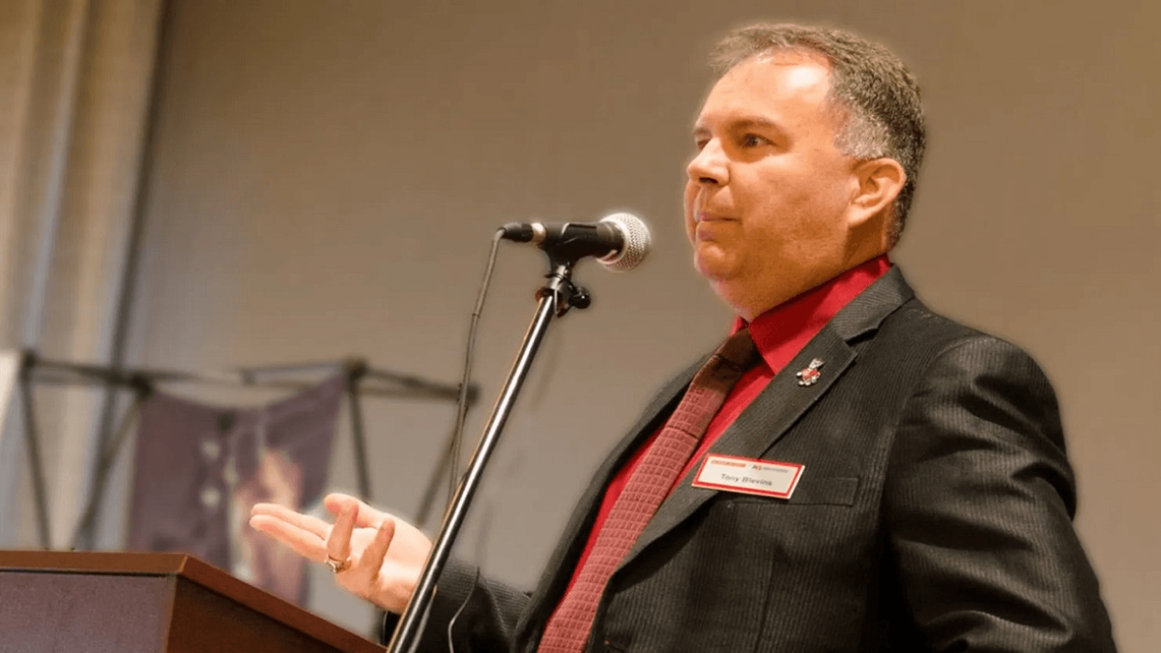 Apple уволила вице-президента по закупкам после 22 лет работы за неудачную шутку в TikTok