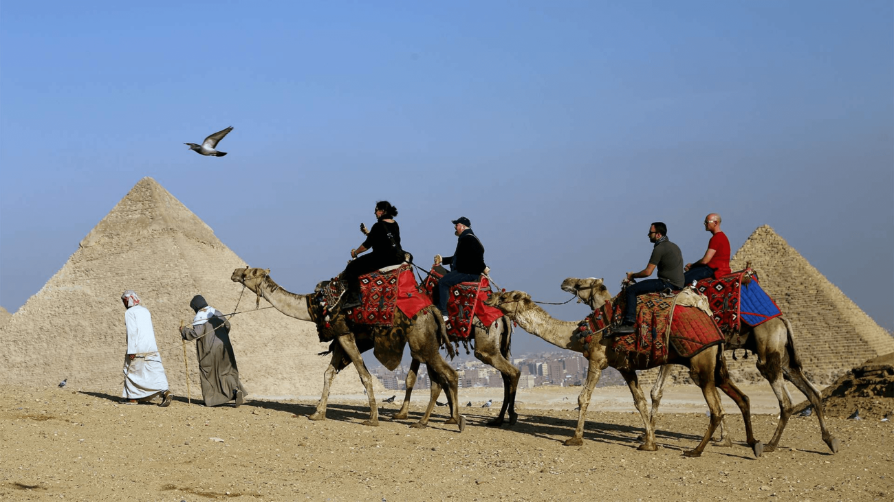 Новости и тексты на фоне 228 дня «спецоперации»: туриндустрия Египта просит быстрее принять «Мир» и рубль для торговли