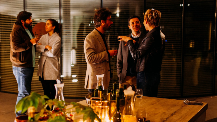 Агентства не отменят корпоративы, но сделают их более тихими и «ламповыми»