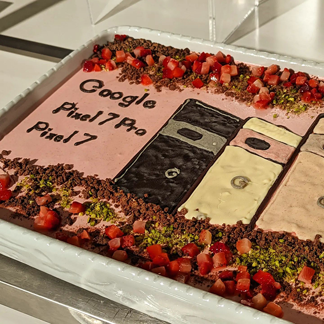 Pixel 7 Cake