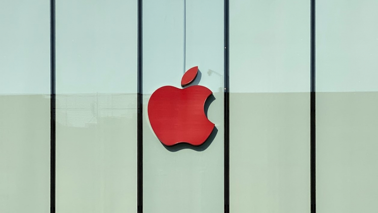 В Apple объяснили возвращение приложений VK в App Store