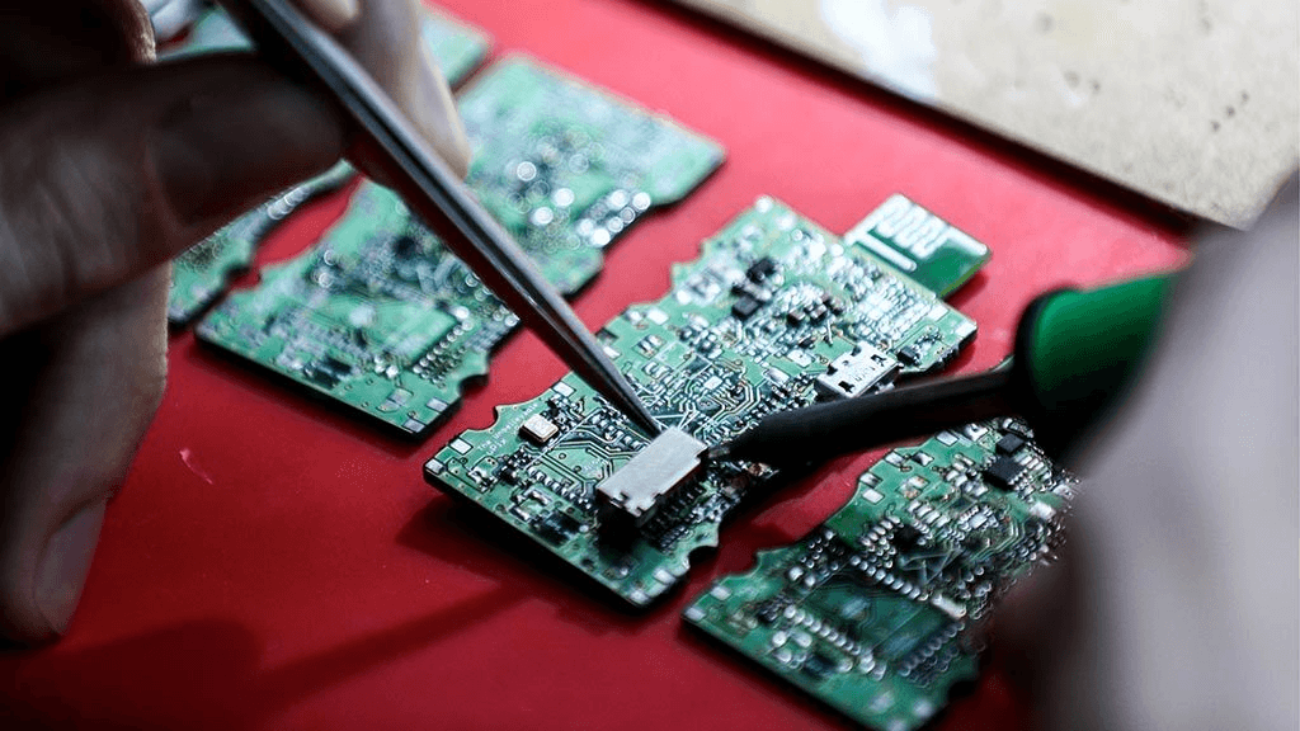 День 258: высокотехнологичным компаниям могут усложнить доступ к льготным кредитам, ЦБ предложил допустить ЦФА на биржу