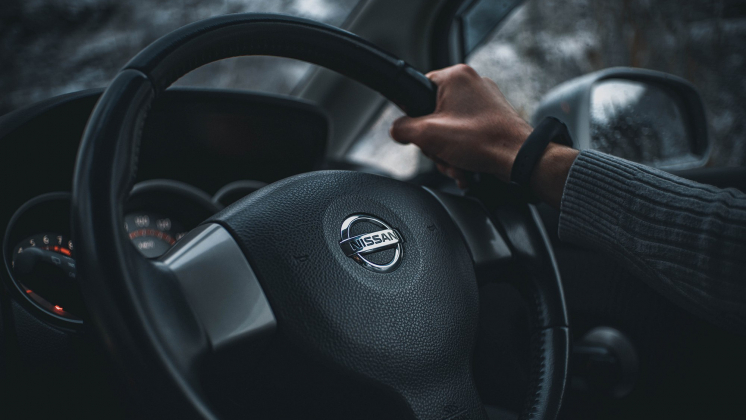 Чистая прибыль Nissan сократилась втрое за квартал в связи с уходом из России