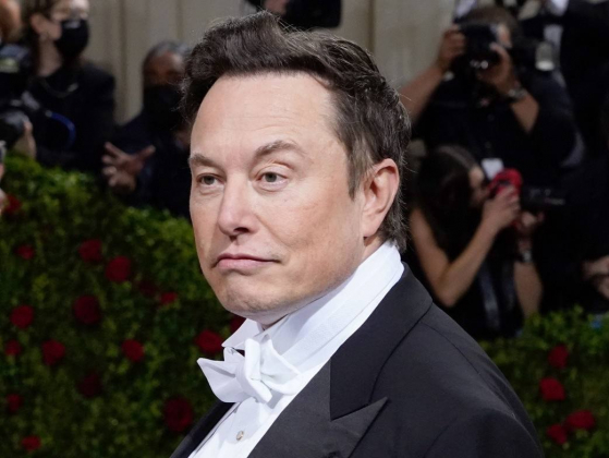 Илон Маск продал часть акций Tesla почти на $4 млрд