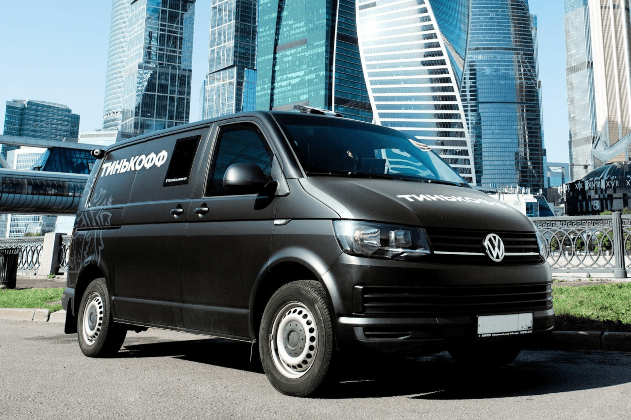 «Тинькофф» запустил доставку золотых слитков на дом — пока только для премиальных клиентов