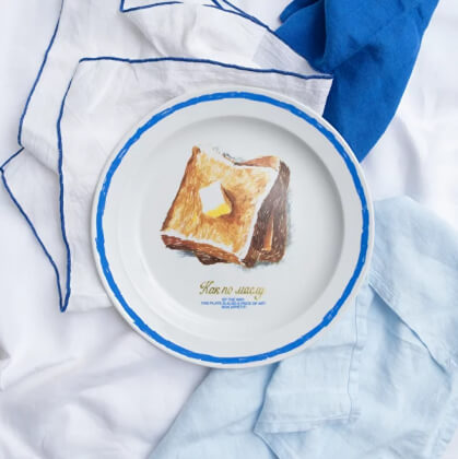 «Азбука вкуса» представила коллекцию предметов быта и искусства от молодых художников