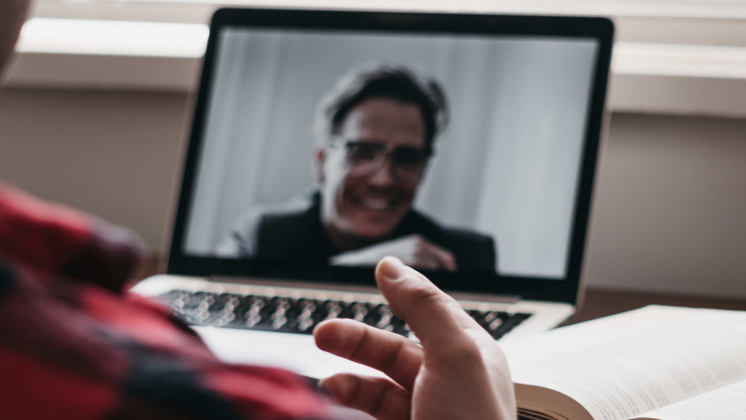 Выручка Zoom снизилась в Европе