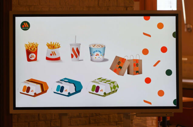 Как посетители «Вкусно — и точка» оценили новый дизайн упаковки фастфуда