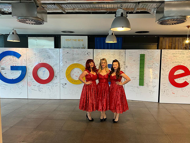 Google's Christmas Market Event With The Blue Belles