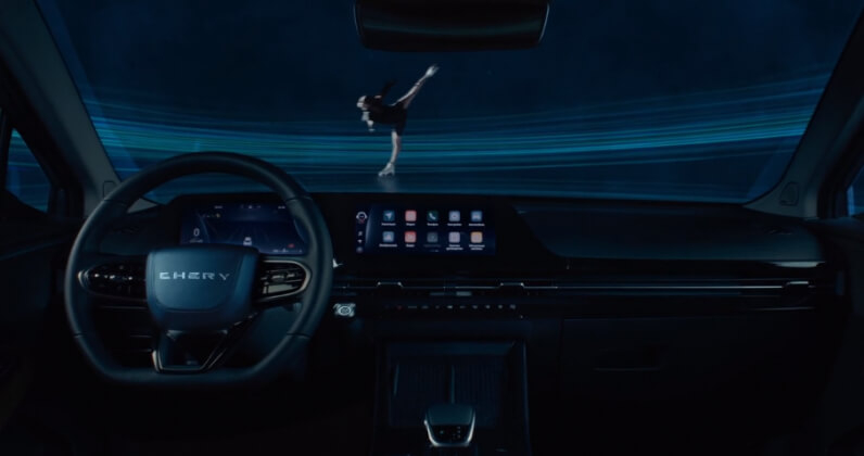 Новый автомобильный бренд Omoda и Анна Щербакова показали, как «модно» выйти на лёд