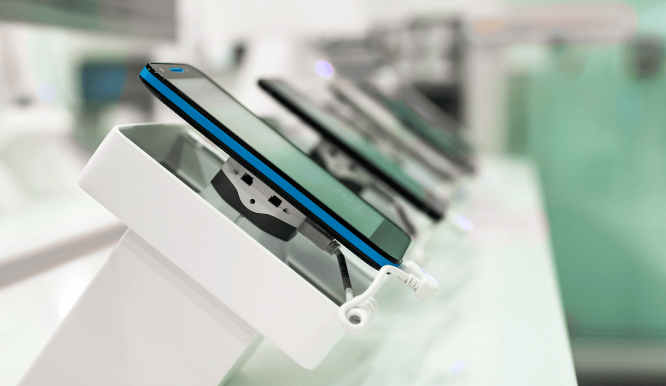 День 310: отечественная мобильная ОС, потери российских миллиардеров на $93 млрд за год