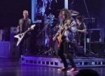 Рок-группа Metallica купила завод по производству виниловых пластинок в США