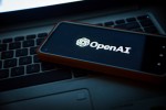 OpenAI инвестировала в разработку ИИ-помощника для занятых родителей