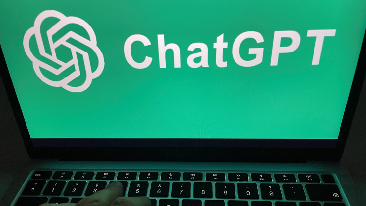 OpenAI научила ChatGPT распознавать голос и изображения