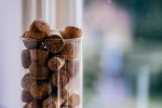 Россияне стали чаще покупать в подарок отечественное игристое вино