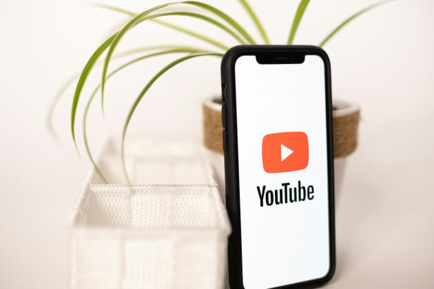 Инфлюенс-маркетинг в 2025 году: рост ИИ-контента, взлет e-com и отсутствие YouTube