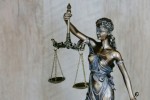 Суд отложил разбирательство по иску Дмитрия Коробкова к собственникам группы АДВ