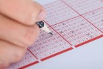 Россияне стали чаще покупать лотерейные билеты