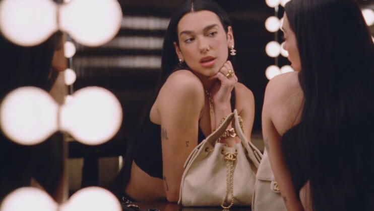Дуа Липа стала новым лицом Chanel