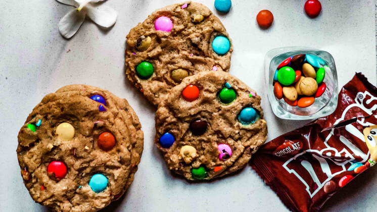 «Марс» и Mondelez поднимут цены на сладости в России