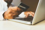 Полная стоимость кредита по кредитным картам в феврале достигла 46,6%