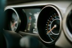 Минфин предложил разрешить расчеты наличными при покупке автомобилей у иностранцев