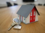 Агент по недвижимости назван самой доходной профессией в России