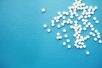 Госдума приняла закон о блокировке сайтов, продающих незарегистрированные БАДы